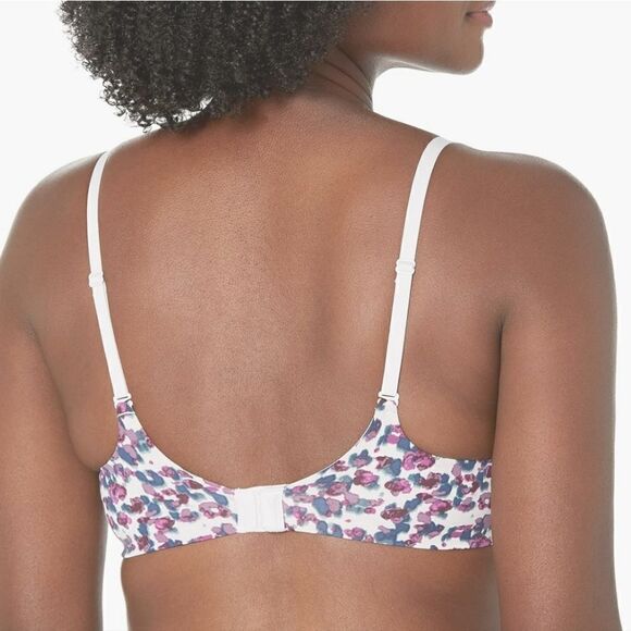 NWOT Maidenform Medium Pure Comfort Wireless T-shirt Bra Lift DM7681 - Picture 2 of 7